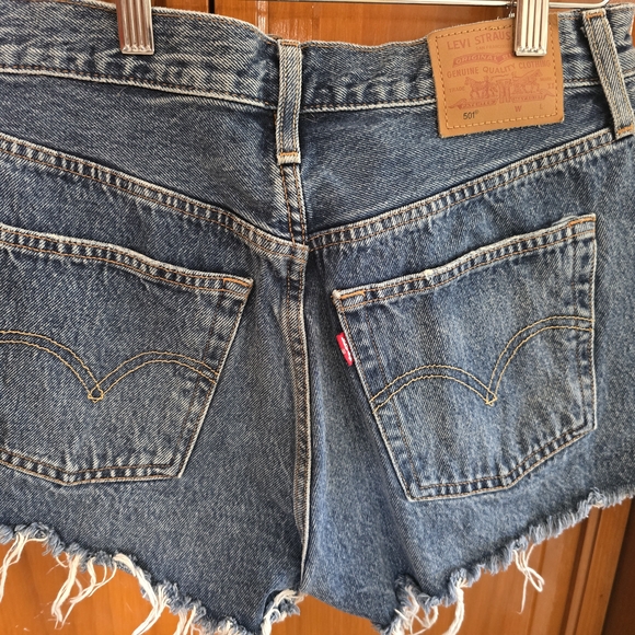 Levi's Women's Denim Shorts - Picture 1 of 4